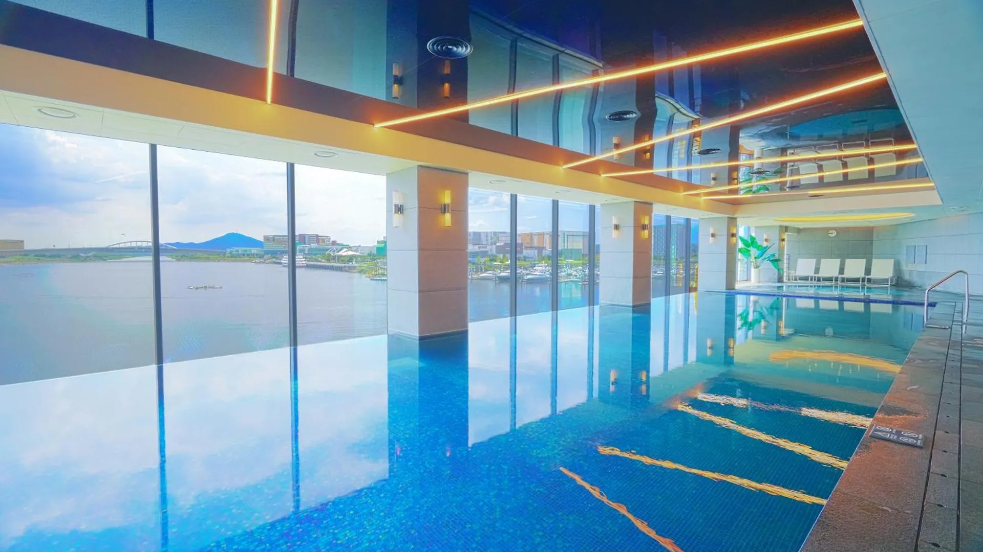 Hotel Marinabay Seoul Ara Gimpo
